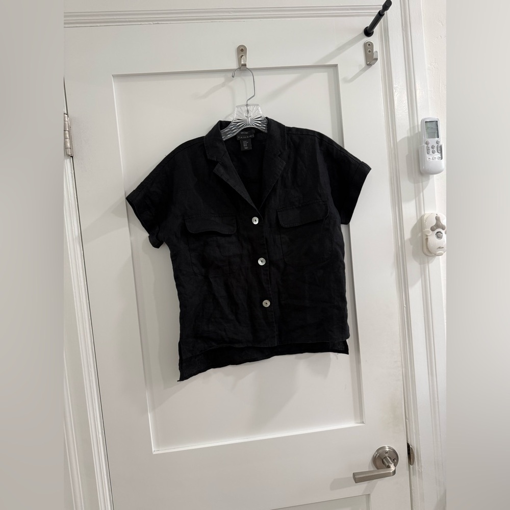 Tahari black linen button down top w/ cropped front + abalone like buttons